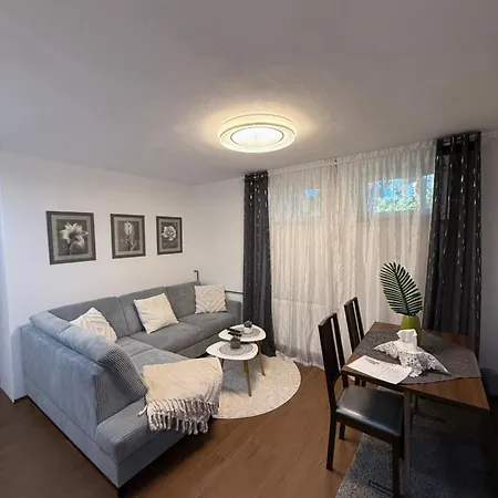 Carat Apartman Bánka